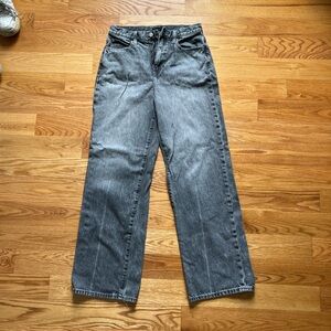 Uniqlo women’s gray jeans